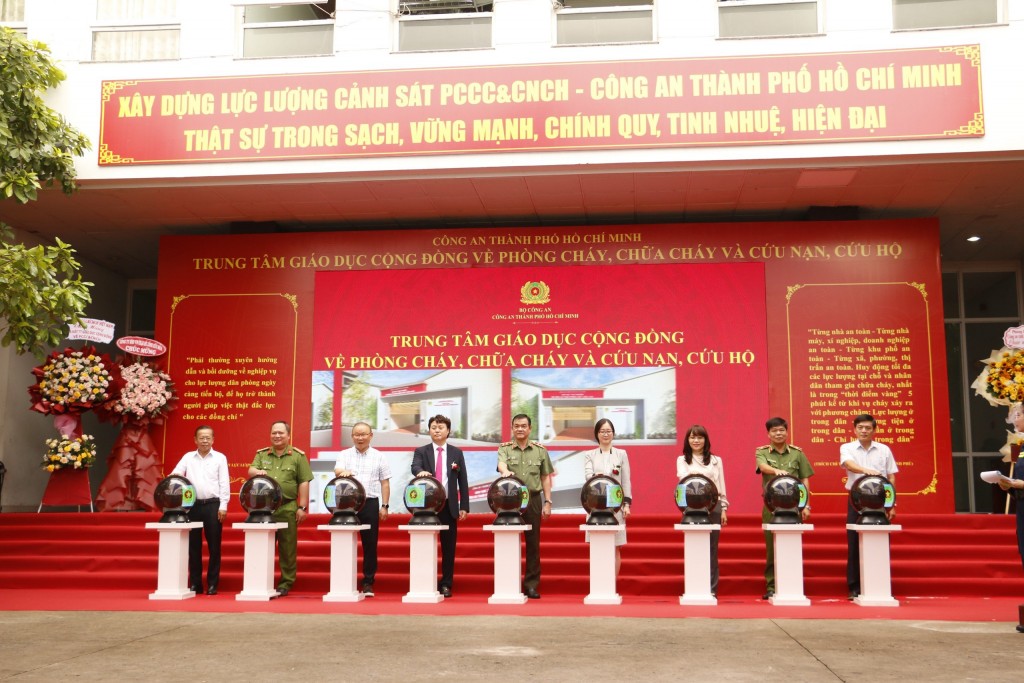 Nghi thức ra mắt