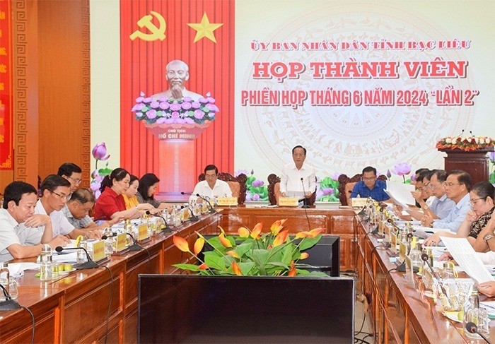 Ông Phạm Văn Thiều - Chủ tịch UBND tỉnh Bạc Liêu chủ trì phiên họp - Ảnh baclieu.gov.vn