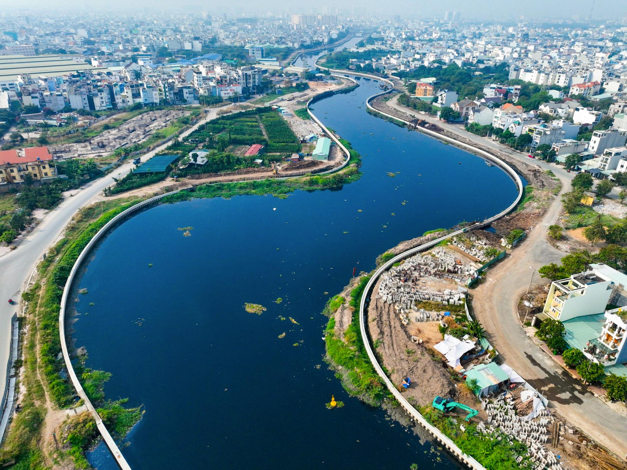 Dự án cải tạo kênh gần 2.000 tỷ giúp thoát nước cho sân bay Tân Sơn Nhất, bế tắc 10 năm nay có diễn biến mới- Ảnh 6.