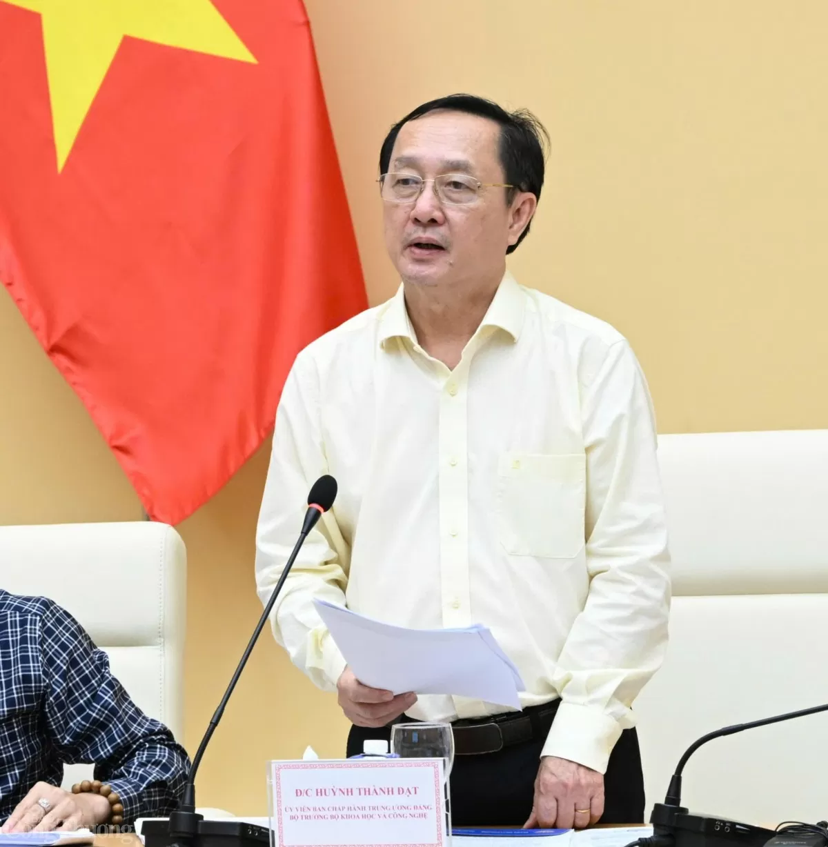 Bộ trưởng Nguyễn Hồng Diên: Sẽ cố gắng thực hiện sớm nhất việc xây dựng quy chuẩn, tiêu chuẩn trạm sạc xe điện Bộ trưởng Nguyễn Hồng Diên: Sẽ cố gắng thực hiện sớm nhất việc xây dựng quy chuẩn, tiêu chuẩn trạm sạc xe điện