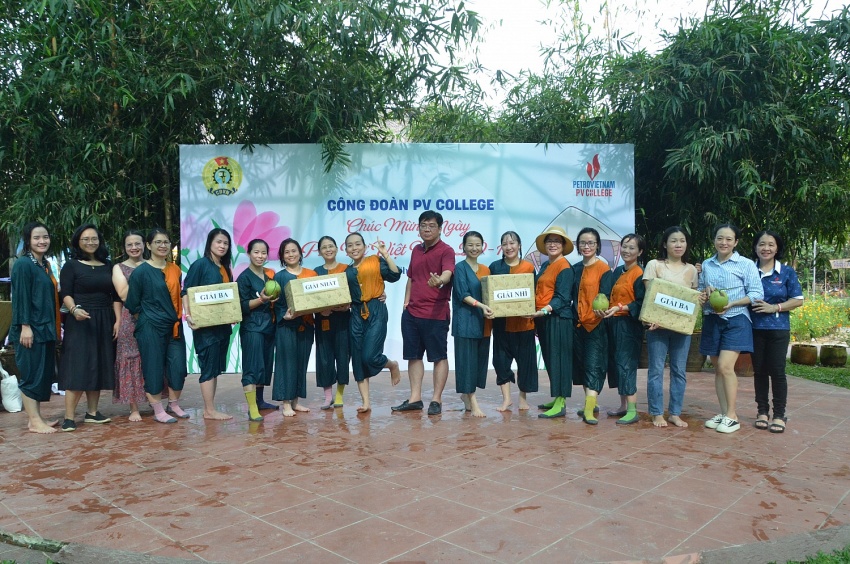 Công đoàn PV College tổ chức chương trình chào mừng 20/10 với với chủ đề “Một đội ngũ – Một mục tiêu”