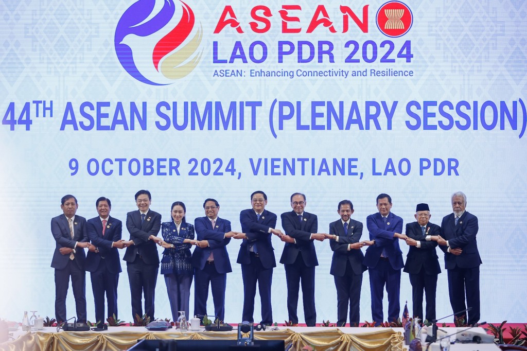 Việt Nam cùng ASEAN: Đổi mới để bay cao, sáng tạo để vươn xa, hội nhập để phát triển