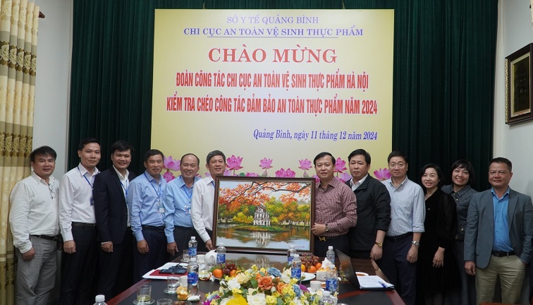 ha noi kiem tra cheo cong tac bao dam an toan thuc pham tai quang binh hinh 1