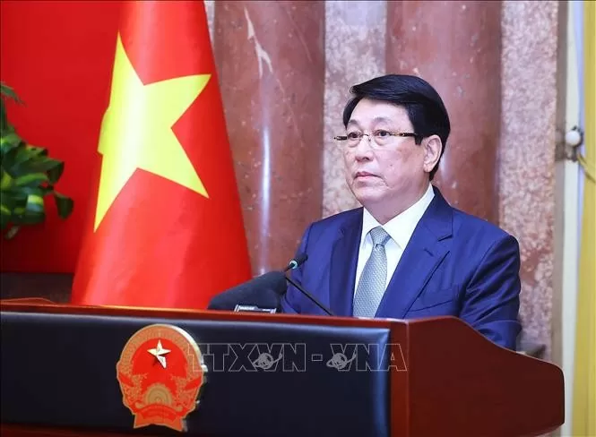 Chủ tịch nước Lương Cường chúc mừng ngành Y tế nhân kỷ niệm 70 năm Ngày Thầy thuốc Việt Nam. Ảnh: Lâm Khánh/TTXVN Chủ tịch nước Lương Cường chúc mừng ngành Y tế nhân kỷ niệm 70 năm Ngày Thầy thuốc Việt Nam. Ảnh: Lâm Khánh/TTXVN