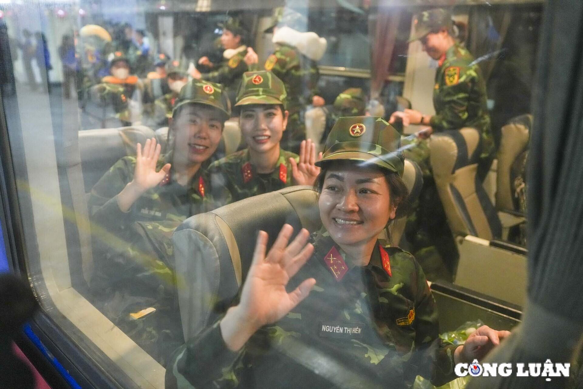 hang nghin quan nhan bat dau vao nam hop luyen dieu binh dieu hanh hinh 5