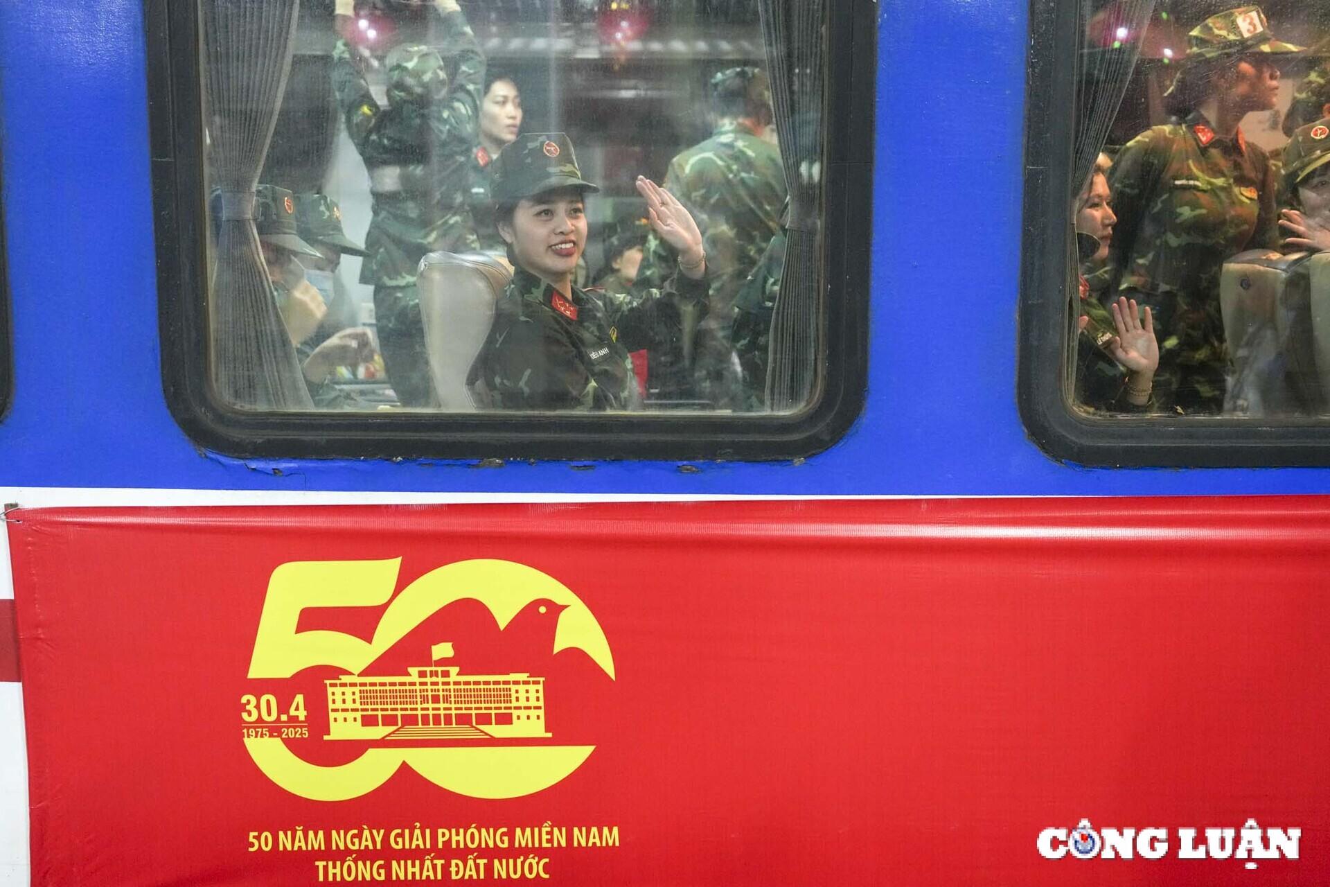 hang nghin quan nhan bat dau vao nam hop luyen dieu binh dieu hanh hinh 4