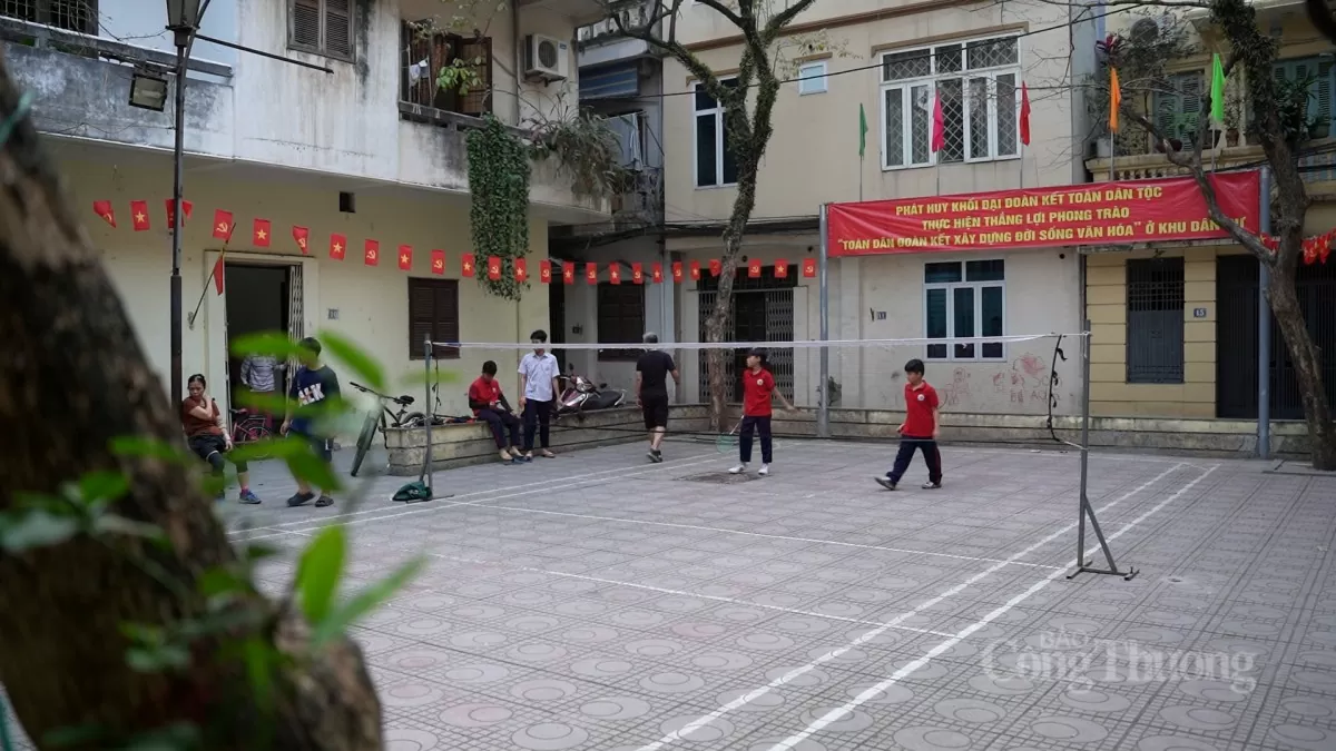 Hà Nội: Đề xuất xây nhà văn hóa, dân Khương Mai lo mất sân chơi trẻ em Hà Nội: Đề xuất xây nhà văn hóa, dân Khương Mai lo mất sân chơi trẻ em