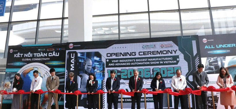 Triển lãm Công nghiệp và Sản xuất Việt Nam (Vietnam Industrial & Manufacturing Fair – VIMF 2025) quy tụ hơn 500 doanh nghiệp đến từ 10 quốc gia và vùng lãnh thổ.