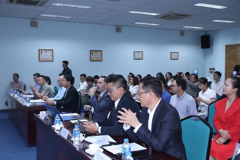 Hội thảo “Giải pháp logistics cho doanh nghiệp xuất nhập khẩu đối mặt thuế quan Hoa Kỳ - Thách thức và cơ hội”. Ảnh: P.C