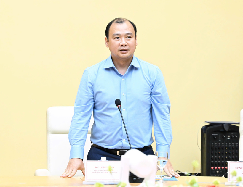 Thứ trưởng Bộ Văn hóa, Thể thao và Du lịch Lê Hải Bình phát biểu tại buổi gặp mặt