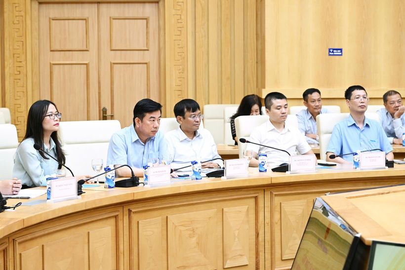 Lãnh đạo các cơ quan báo chí tham dự buổi gặp mặt