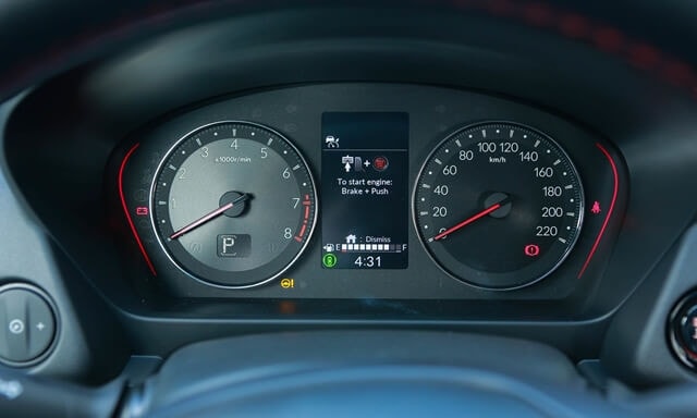 Honda-City-2025-thiet-ke-dong-ho-ky-thuat