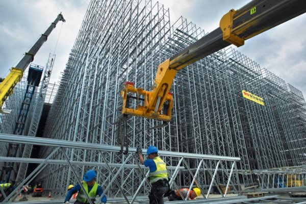 Ngành xây dựng toàn cầu đang chịu nhiều áp lực (Ảnh minh họa)