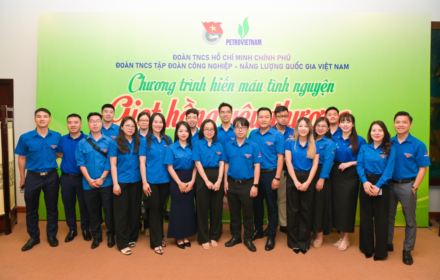 [CHÙM ẢNH] Petrovietnam tổ chức chương trình hiến máu nhân đạo “Giọt hồng yêu thương”