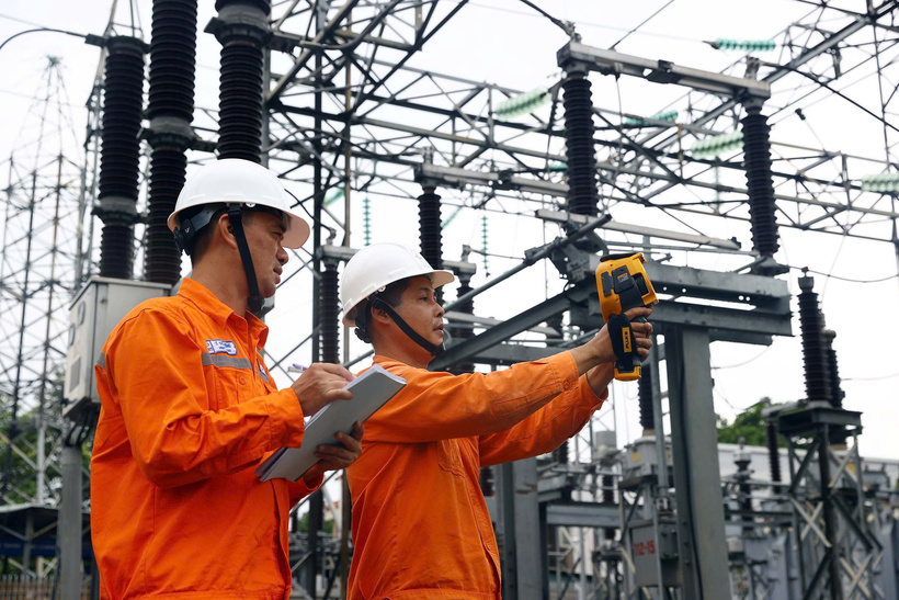 Sản lượng điện toàn hệ thống đã thiết lập đỉnh mới trong 6 tháng đầu năm. Ảnh: EVNSPC