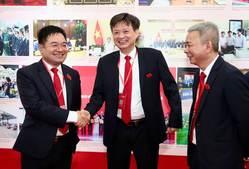 Các đại biểu tham dự Phiên chính thức Đại hội đại biểu Đảng bộ Bộ Công Thương lần thứ nhất, nhiệm kỳ 2025 -2030