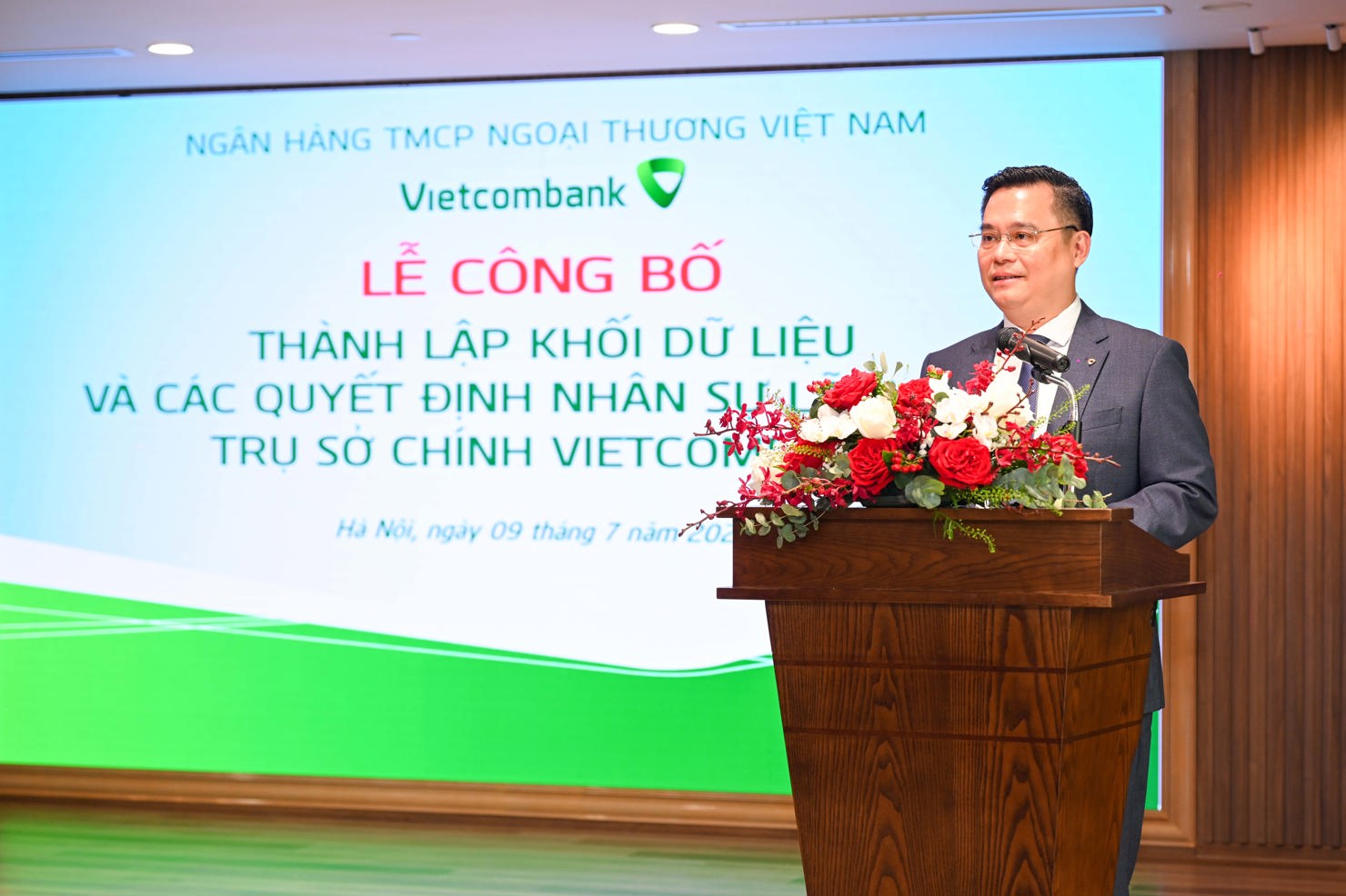 &Ocirc;ng Nguyễn Thanh T&ugrave;ng - Chủ tịch HĐQT Vietcombank ph&aacute;t biểu chỉ đạo tại buổi lễ.