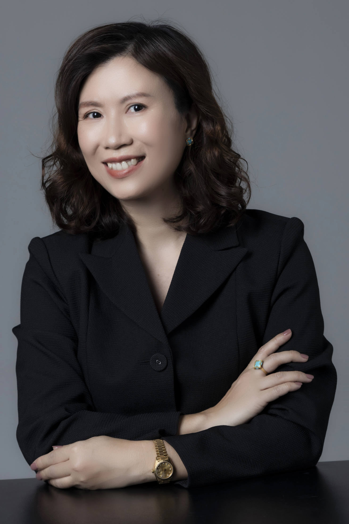 B&agrave; Nguyễn Ho&agrave;i Thu, CFA -&nbsp;&ndash; Chủ tịch HĐQT C&ocirc;ng ty Quản l&yacute; Quỹ VinaCapital.