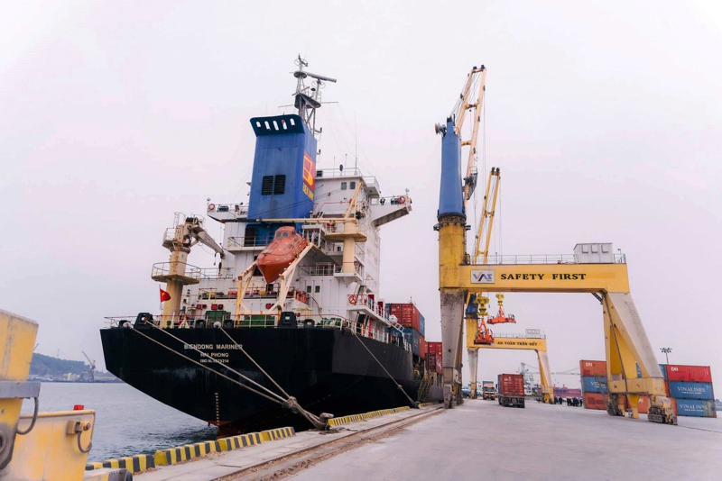 Cảng Nghi Sơn đ&oacute;ng g&oacute;p t&iacute;ch cực v&agrave;o tăng trưởng.
