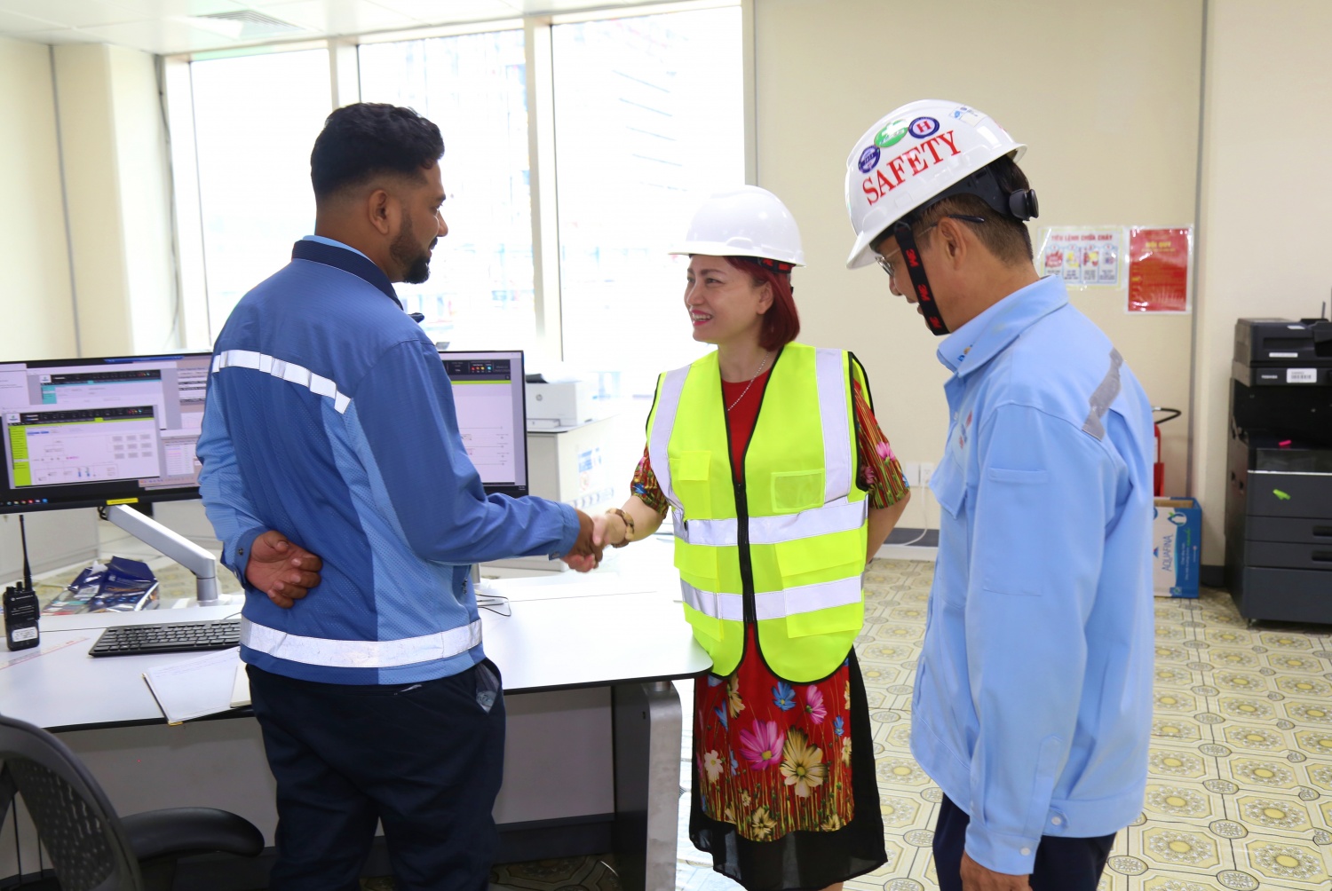 Thúc đẩy phong trào lao động sáng tạo tại các nhà máy điện Nhơn Trạch