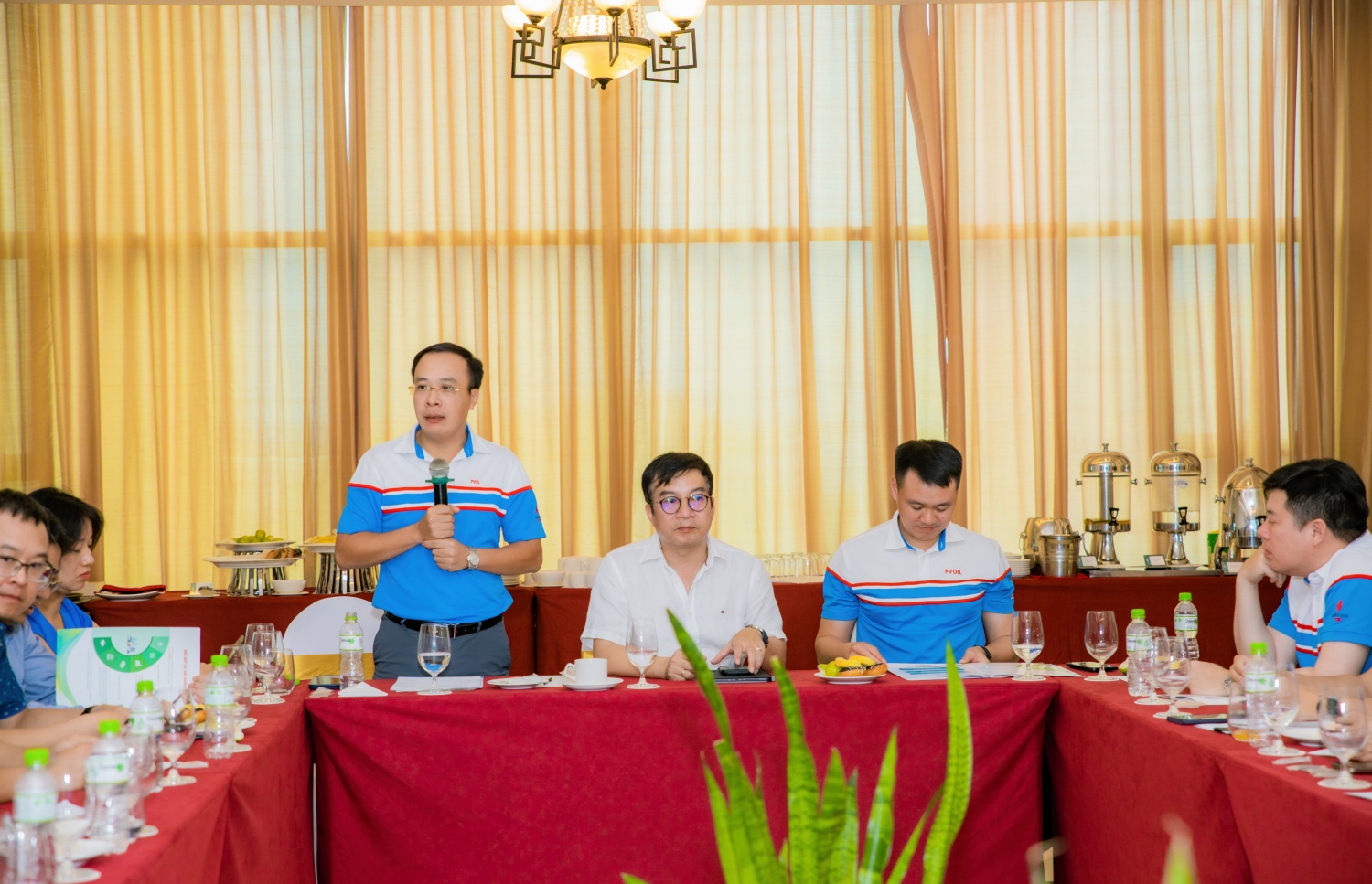 Phó Tổng Giám đốc PVOIL Hoàng Đình Tùng phát biểu tại Hội thảo