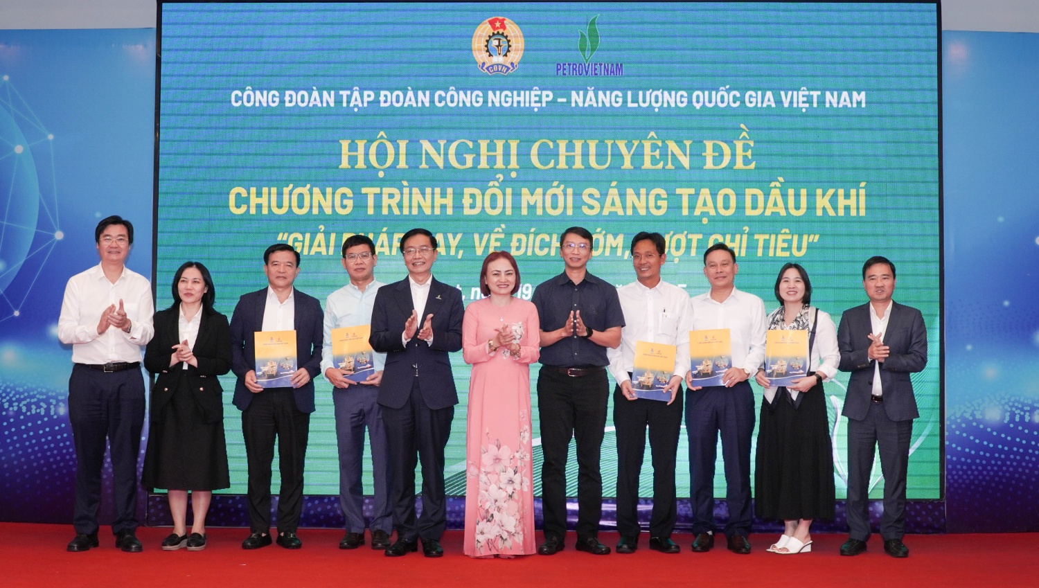 Viết tiếp câu chuyện sáng kiến của người lao động trong hành trình 50 năm Petrovietnam