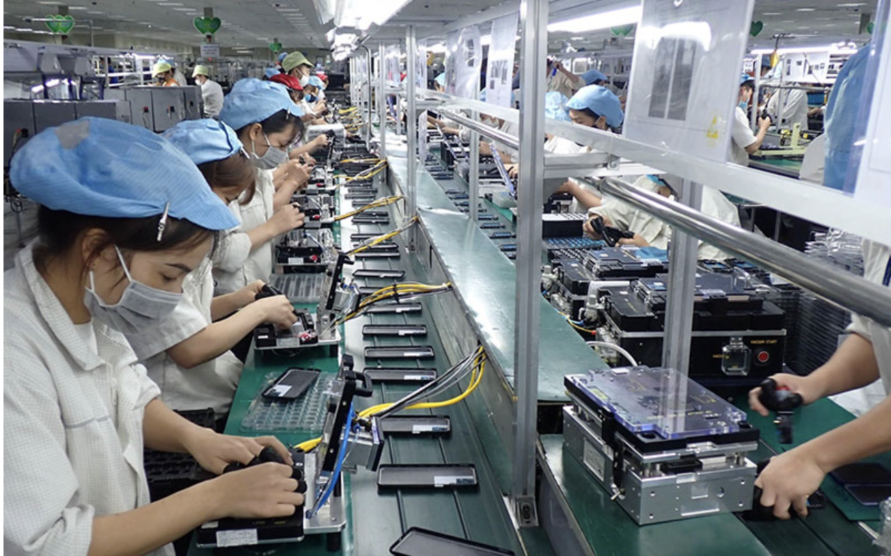 Các bộ, ngành, địa phương tiếp tục thực hiện toàn diện, hiệu quả thúc đẩy mạnh các động lực tăng trưởng phấn đấu đạt được mục tiêu tăng trưởng đặt ra trong năm 2025.