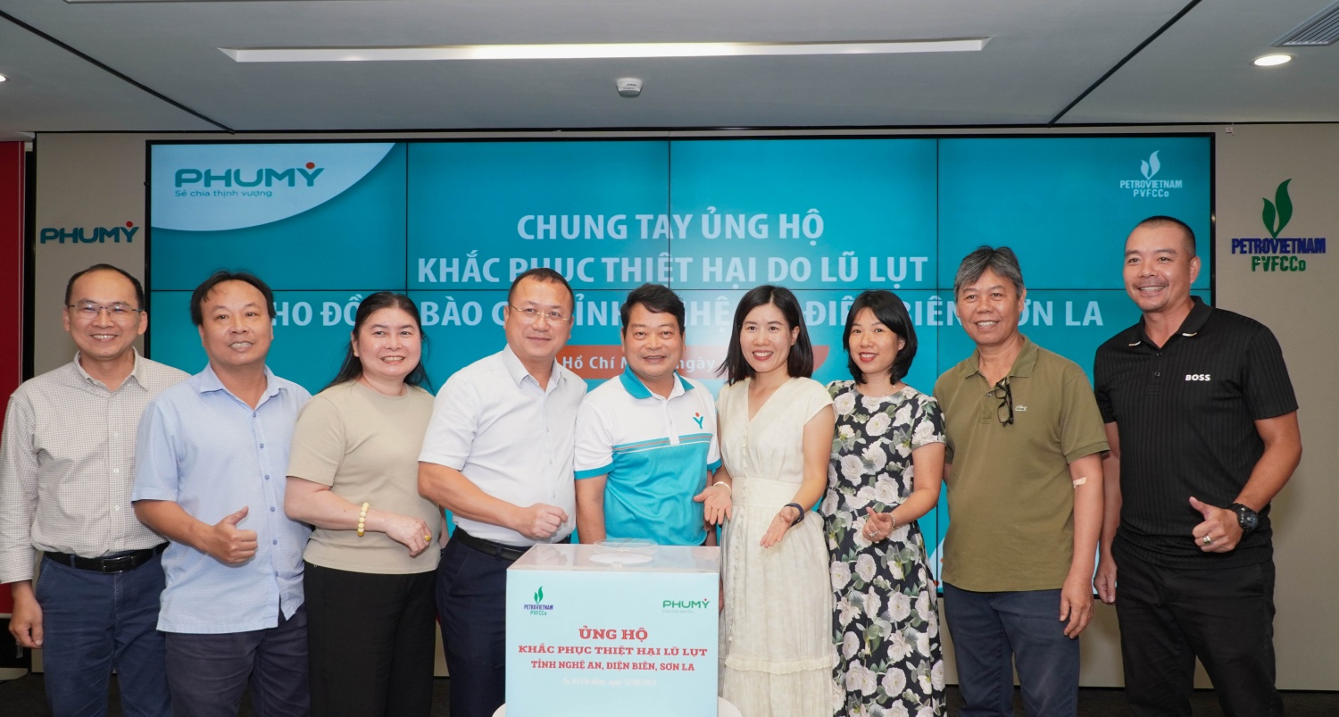 PVFCCo – Phú Mỹ quyên góp ủng hộ đồng bào các địa phương bị thiệt hại do bão lũ