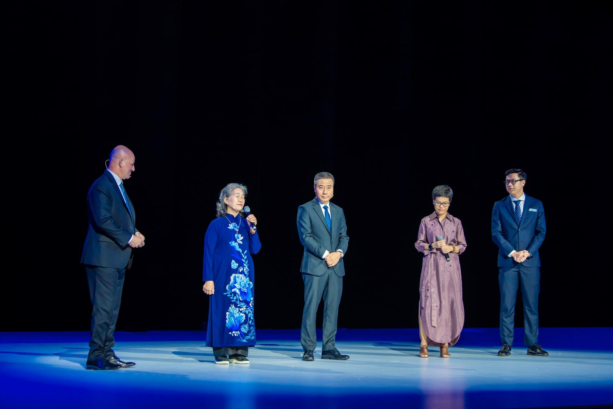 Ford Việt Nam tri ân các thế hệ cán bộ, nhân viên đã và đang làm việc tại công ty.