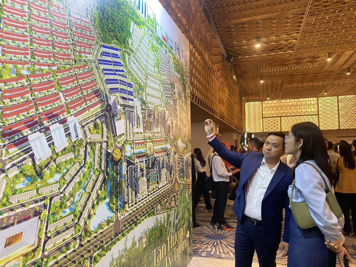 Nhiều hệ lụy nếu việc đ&agrave;o tạo m&ocirc;i giới bất động sản h&agrave;nh nghề kh&ocirc;ng đ&uacute;ng quy định. Ảnh: T.D