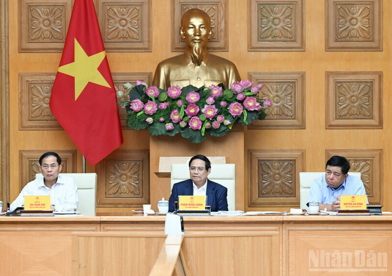 Thủ tướng Phạm Minh Chính chủ trì cuộc họp. Ảnh: Báo Nhân dân