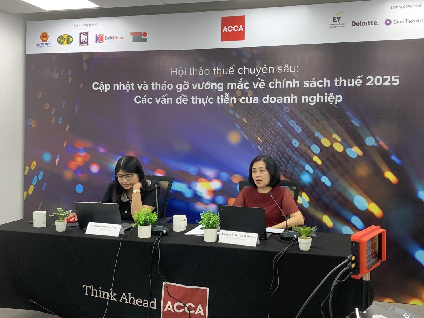C&aacute;c chuy&ecirc;n gia thảo luận tại Hội thảo ng&agrave;y 9/9.