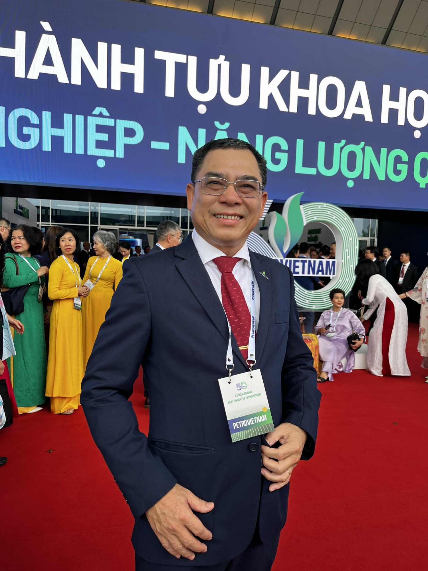 50 năm Petrovietnam: Vinh dự, tự hào và trách nhiệm tiếp nối 50 năm Petrovietnam: Vinh dự, tự hào và trách nhiệm tiếp nối