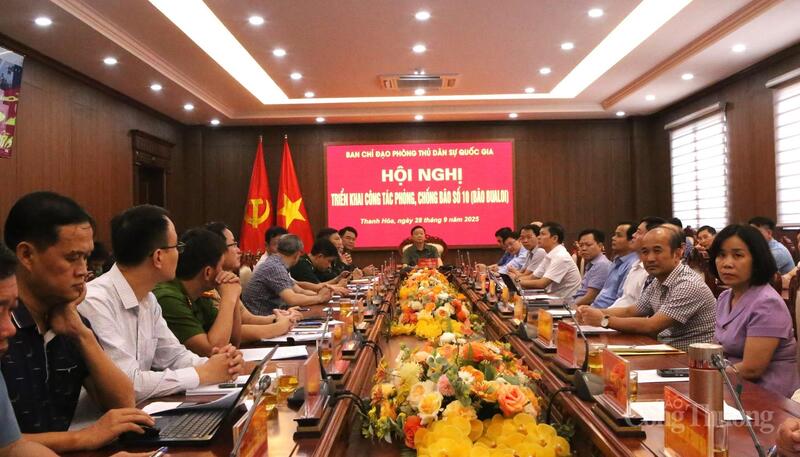 Phó Thủ tướng Chính phủ Trần Hồng Hà chủ trì hội nghị triển khai công tác phòng, chống bão số 10 tại điểm cầu Thanh Hóa