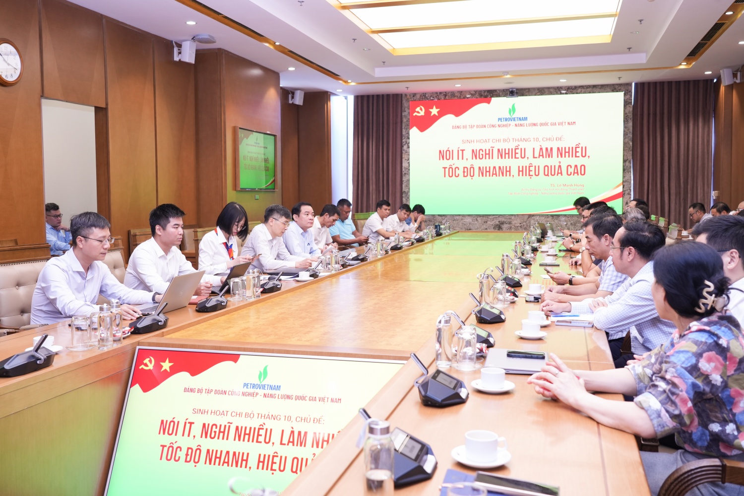 Đảng bộ Petrovietnam - Dấu ấn lãnh đạo toàn diện nhiệm kỳ 2020-2025 Đảng bộ Petrovietnam - Dấu ấn lãnh đạo toàn diện nhiệm kỳ 2020-2025