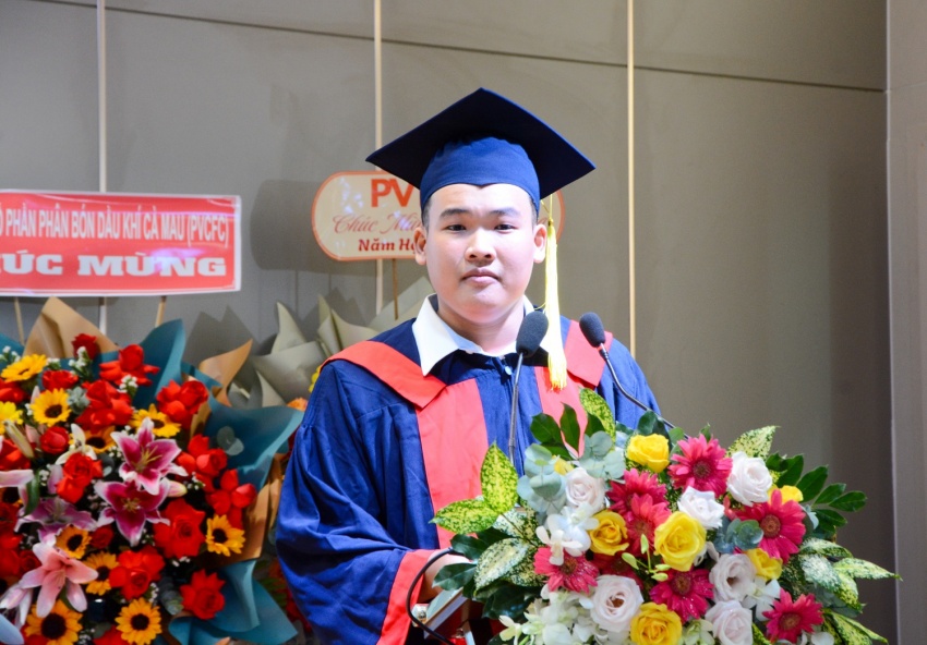 PV College tổ chức Lễ khai giảng năm học mới 2025-2026 và trao bằng tốt nghiệp năm 2025