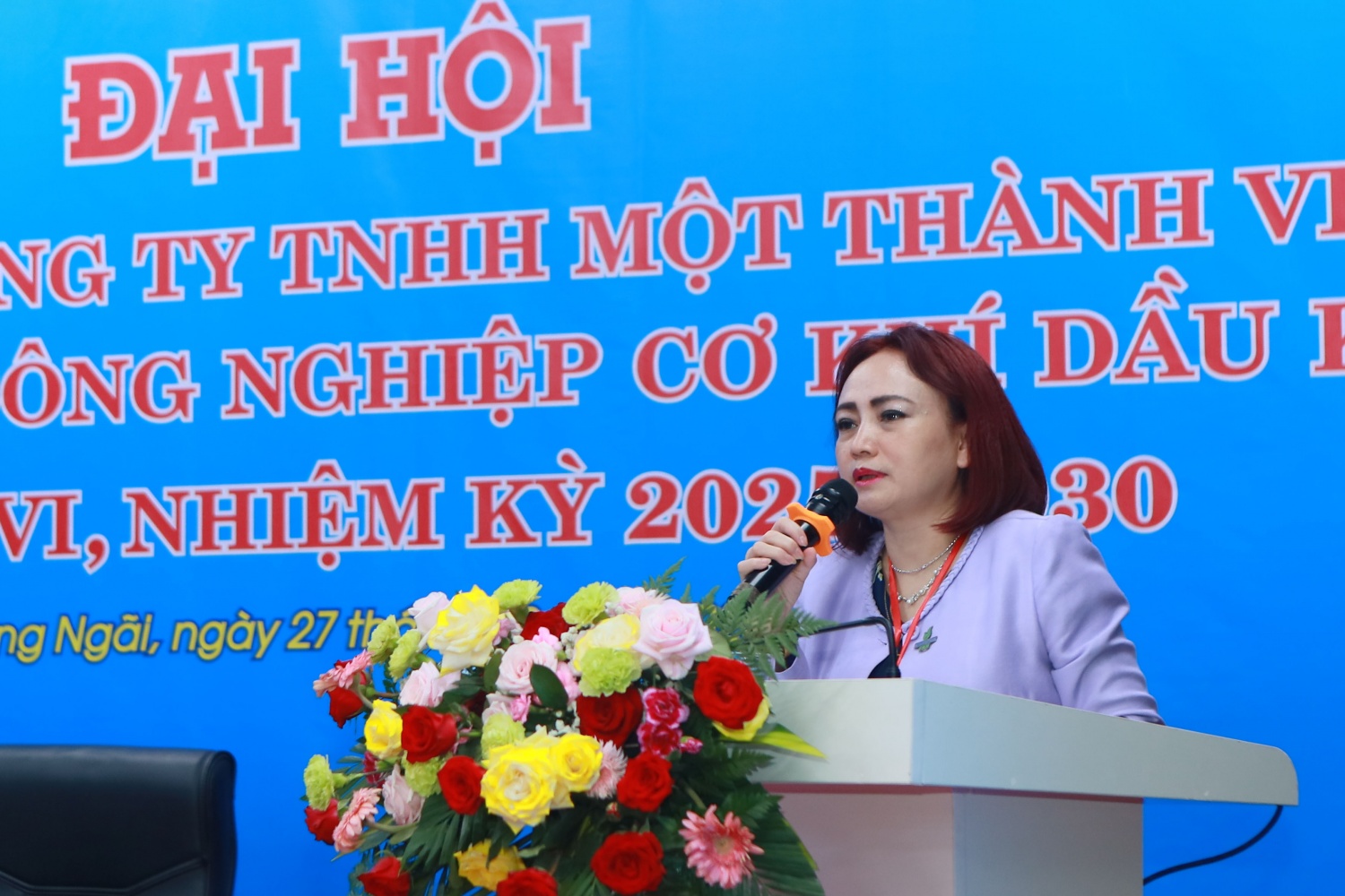 Đồng chí Nghiêm Thuỳ Lan - Chủ tịch Công đoàn Petrovietnam đề nghị Công đoàn PVSM tiếp tục Đồng chí Nghiêm Thuỳ Lan - Chủ tịch Công đoàn Petrovietnam đề nghị Công đoàn PVSM tiếp tục