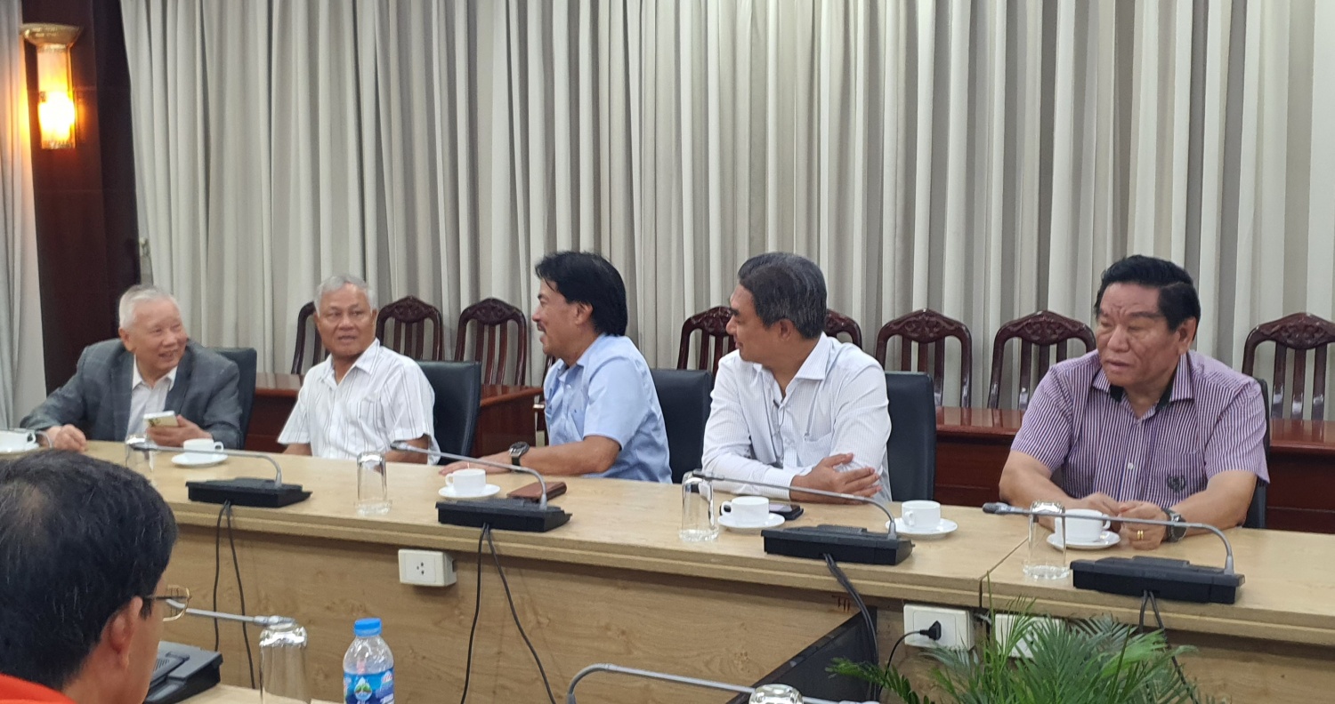 Hội Dầu khí TP Hồ Chí Minh gặp mặt nhân kỷ niệm 64 năm ngày Truyền thống ngành Dầu khí Hội Dầu khí TP Hồ Chí Minh gặp mặt nhân kỷ niệm 64 năm ngày Truyền thống ngành Dầu khí