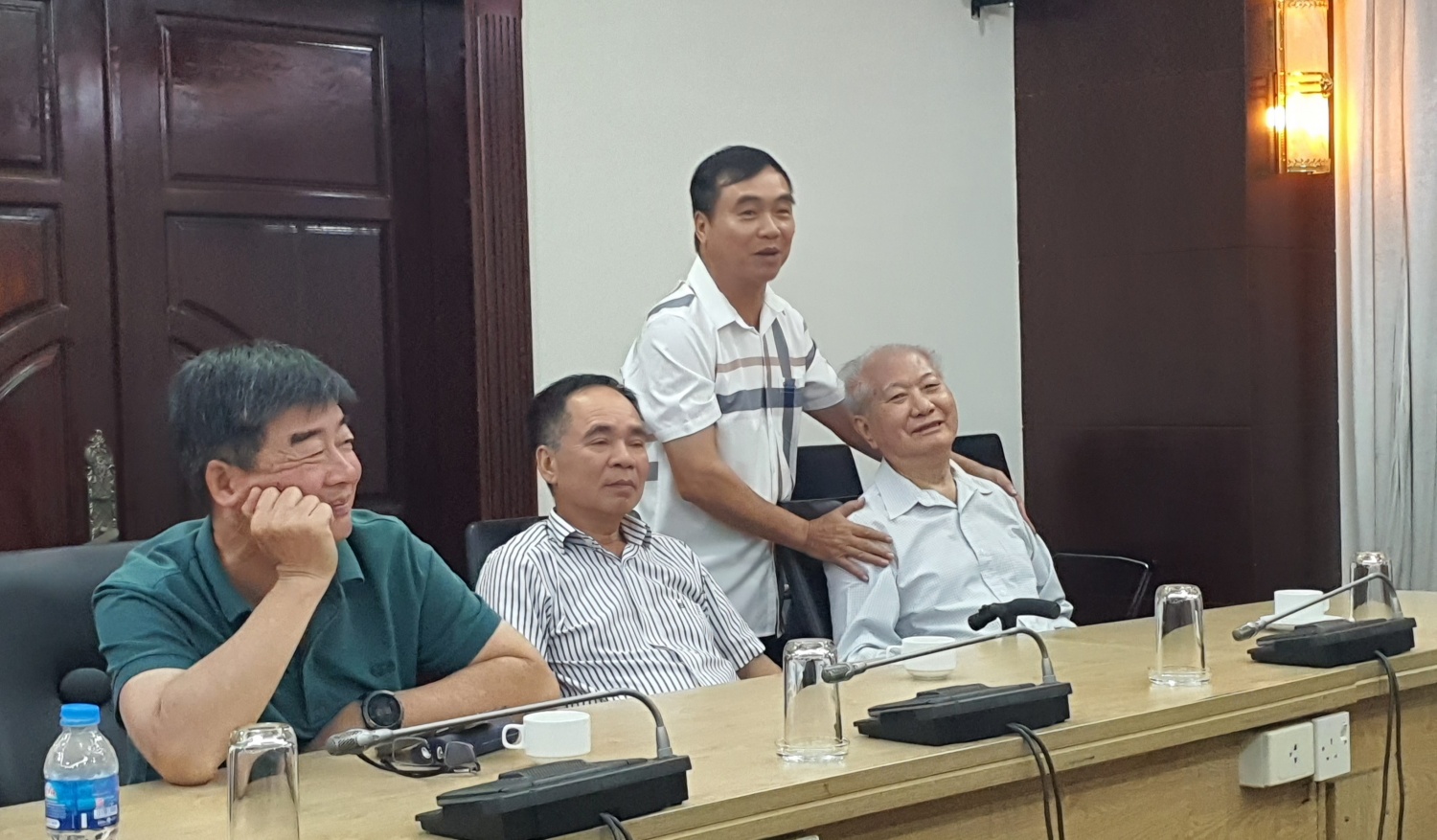 Hội Dầu khí TP Hồ Chí Minh gặp mặt nhân kỷ niệm 64 năm ngày Truyền thống ngành Dầu khí Hội Dầu khí TP Hồ Chí Minh gặp mặt nhân kỷ niệm 64 năm ngày Truyền thống ngành Dầu khí