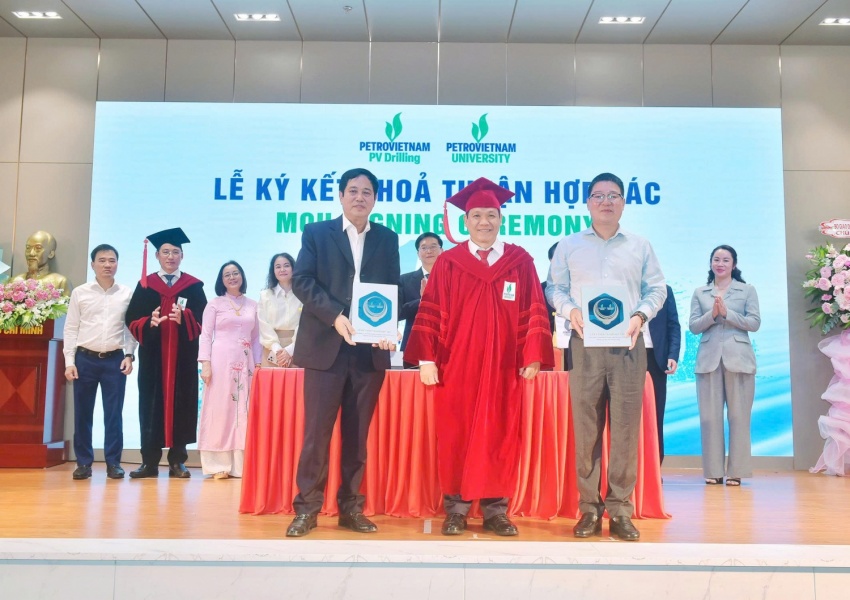 PVU ký hợp tác chiến lược với PVFCCo và PV Drilling PVU ký hợp tác chiến lược với PVFCCo - Phú Mỹ và PV Drilling