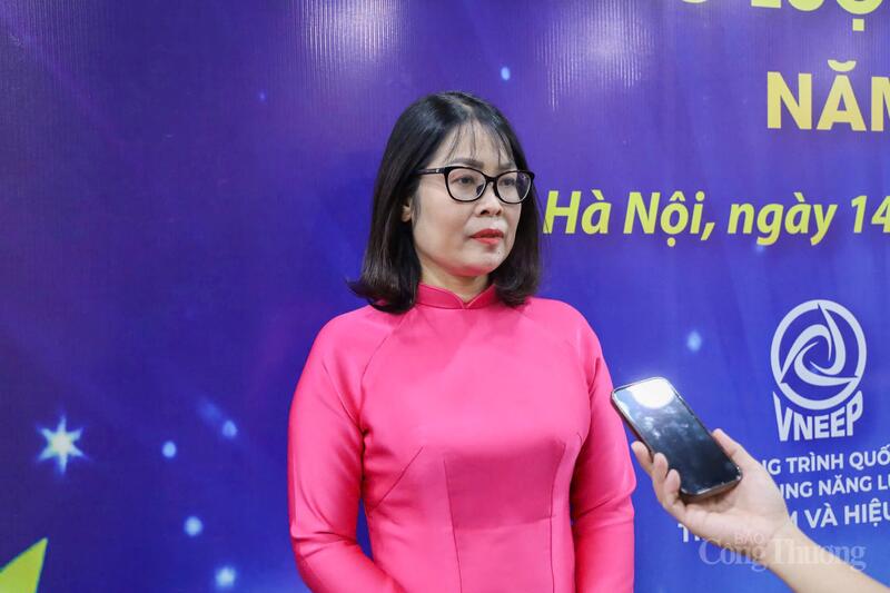 Nhà báo Lê Thị Thu Hằng (Báo Nhân Dân) đề xuất Bộ Công Thương tiếp tục duy trì, mở rộng Giải thưởng Báo chí tuyên truyền về sử dụng năng lượng tiết kiệm và hiệu quả.