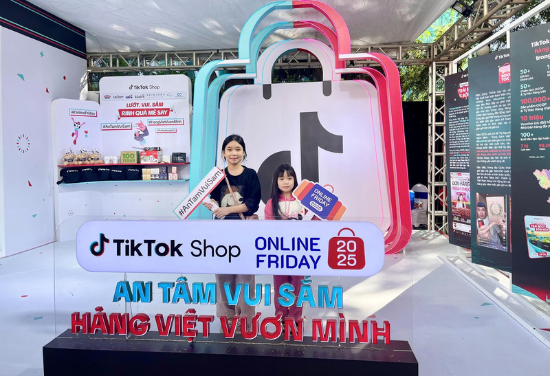 Gian hàng của TikTok Shop tại Chương trình Online Friday 2025.