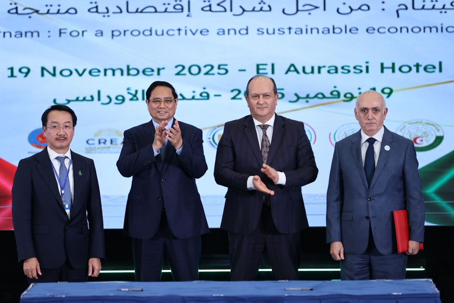 Năng lượng là lĩnh vực ưu tiên, cần mở rộng hợp tác, đầu tư tại Algeria để xuất khẩu sang nước thứ 3