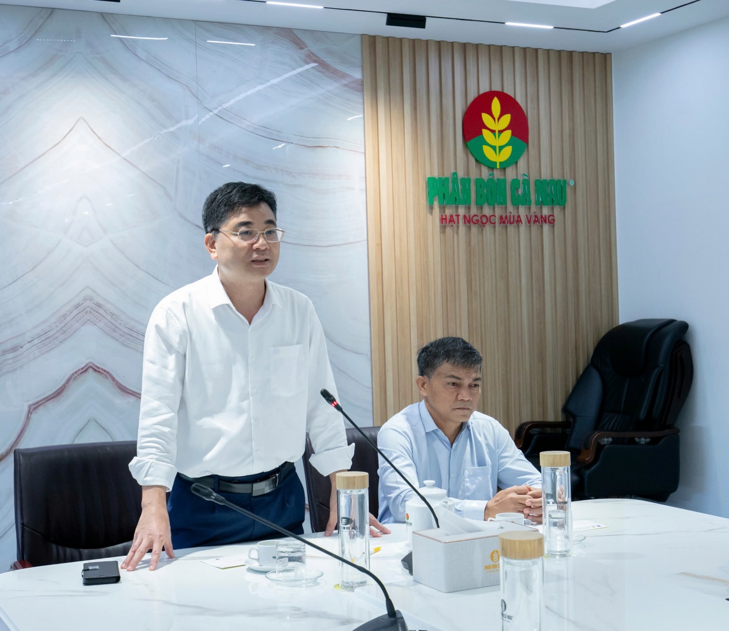 PVCFC tổ chức quyên góp ủng hộ đồng bào miền Trung, Tây Nguyên bị thiệt hại do mưa lũ