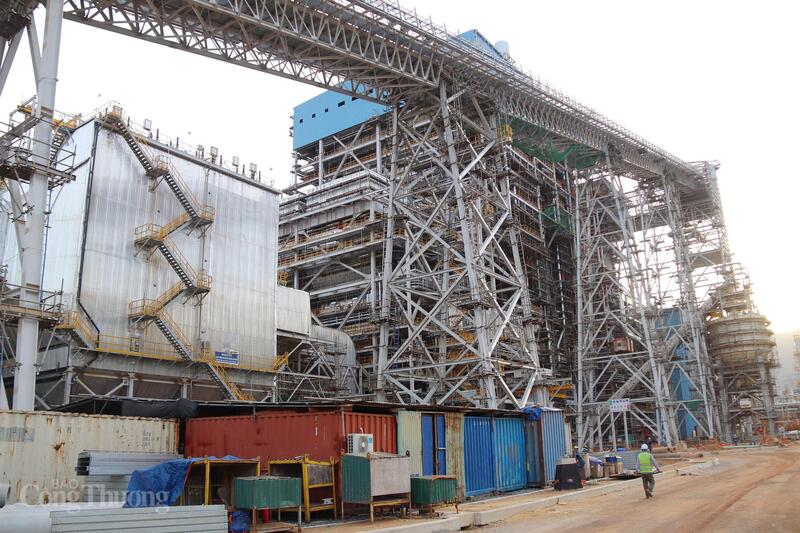 Tổng mức đầu tư của dự án là hơn 42.000 tỷ đồng, sử dụng nguồn vốn của EVN (30%) và vốn vay thương mại trong nước (70%) do Ngân hàng TMCP Ngoại thương Việt Nam (Vietcombank) tài trợ. Ảnh: Thanh Tuấn