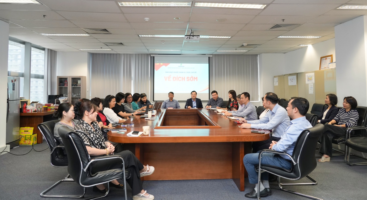 Đảng bộ BMQL&ĐH Petrovietnam quán triệt tinh thần thi đua