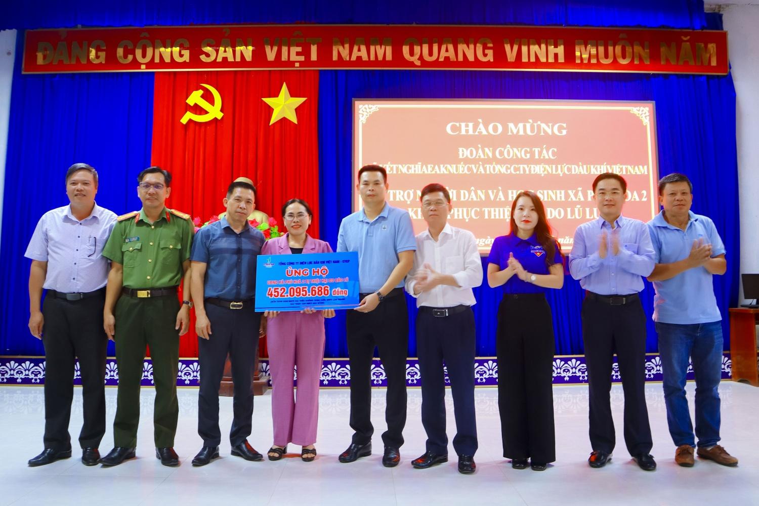 PV Power hỗ trợ bà con Đắk Lắk khắc phục hậu quả mưa lũ