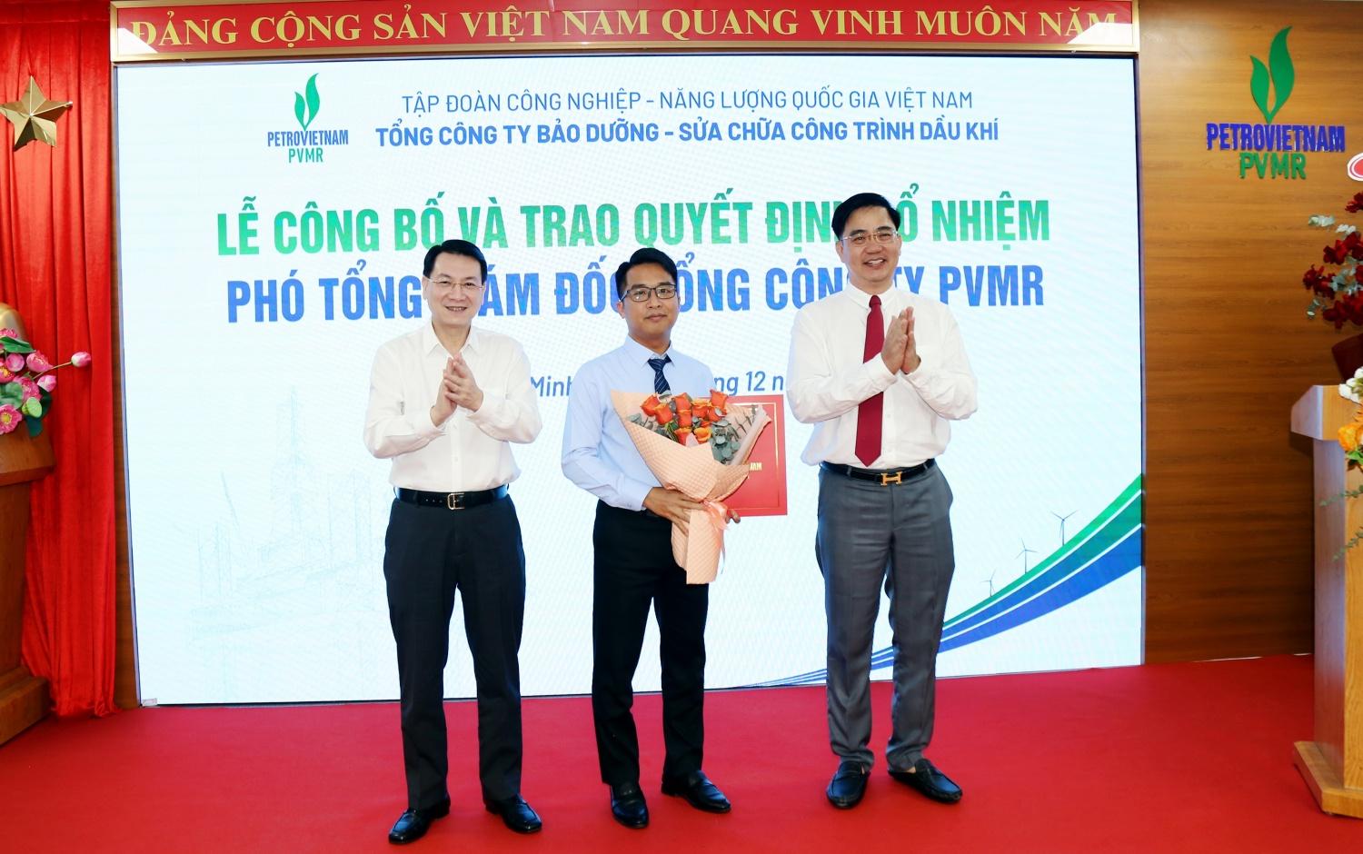 PVMR công bố Quyết định bổ nhiệm Phó Tổng giám đốc PVMR công bố Quyết định bổ nhiệm Phó Tổng giám đốc