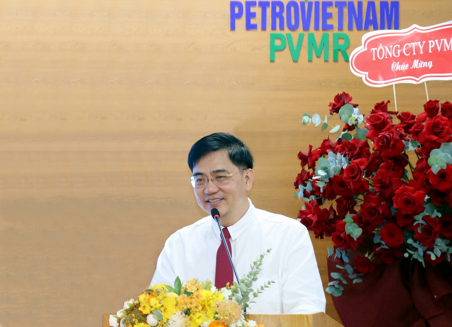 PVMR công bố Quyết định bổ nhiệm Phó Tổng giám đốc PVMR công bố Quyết định bổ nhiệm Phó Tổng giám đốc
