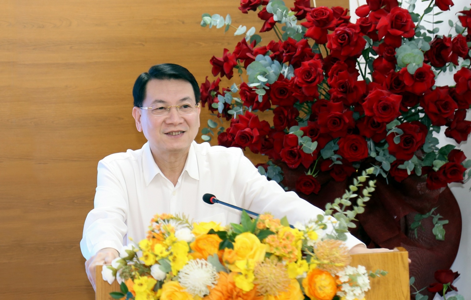 PVMR công bố Quyết định bổ nhiệm Phó Tổng giám đốc PVMR công bố Quyết định bổ nhiệm Phó Tổng giám đốc